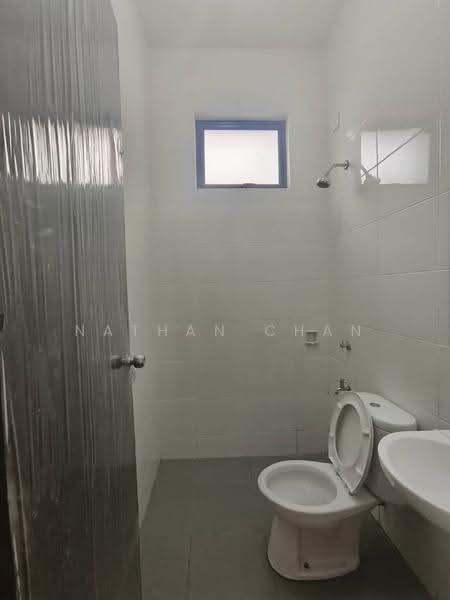Rumah Teres 2-Tingkat untuk Dijual di Setia Eco Gardens (Gelang Patah) - Nathan Chan - Bathroom - PropertyGuru.com.my