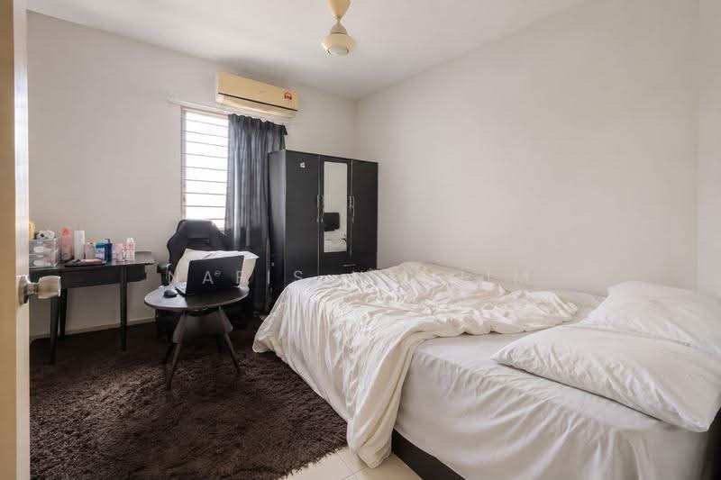 Apartment for Sale at Vistaria - Nafis Hashim - Bedroom - PropertyGuru.com.my