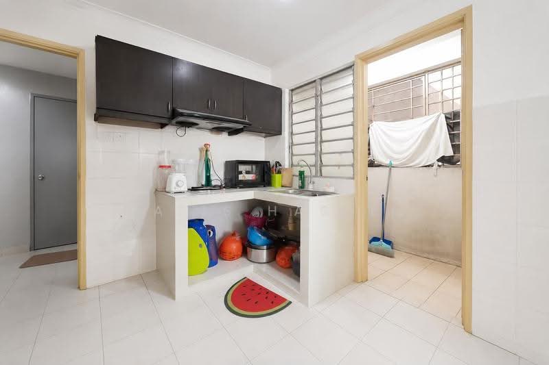 Apartment for Sale at Vistaria - Nafis Hashim - Kitchen - PropertyGuru.com.my