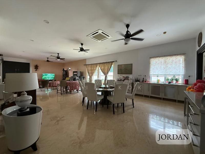 Bungalow House untuk Dijual di Setia Eco Park (Setia Alam) - Daniel Kok - Living Room - PropertyGuru.com.my