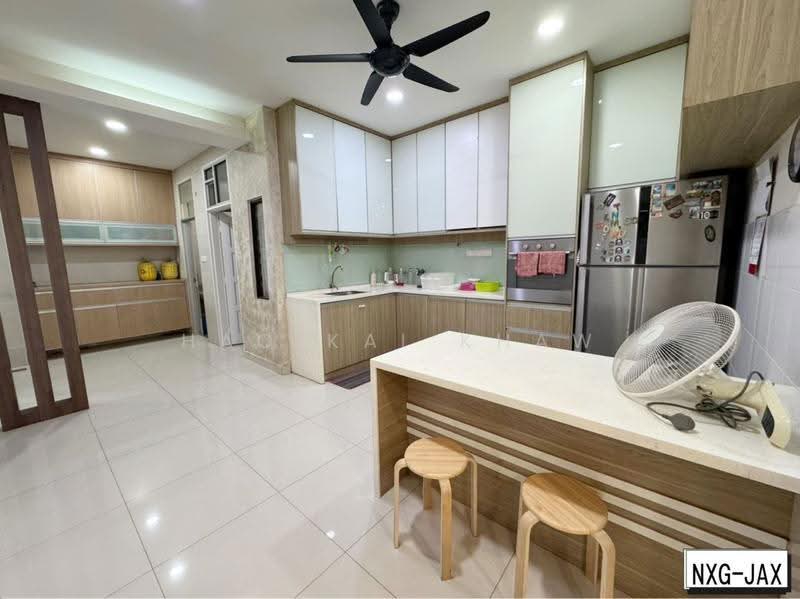 Semi-Detached House for Sale in Setia Damai (Setia Alam) - Hao Kai Khaw - Kitchen - PropertyGuru.com.my