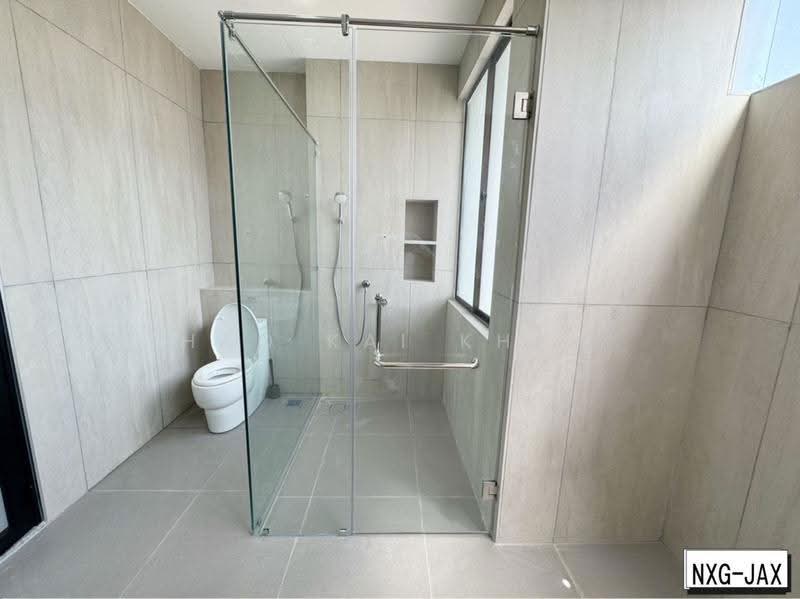 Semi-Detached House for Sale in Setia Damai (Setia Alam) - Hao Kai Khaw - Bathroom - PropertyGuru.com.my