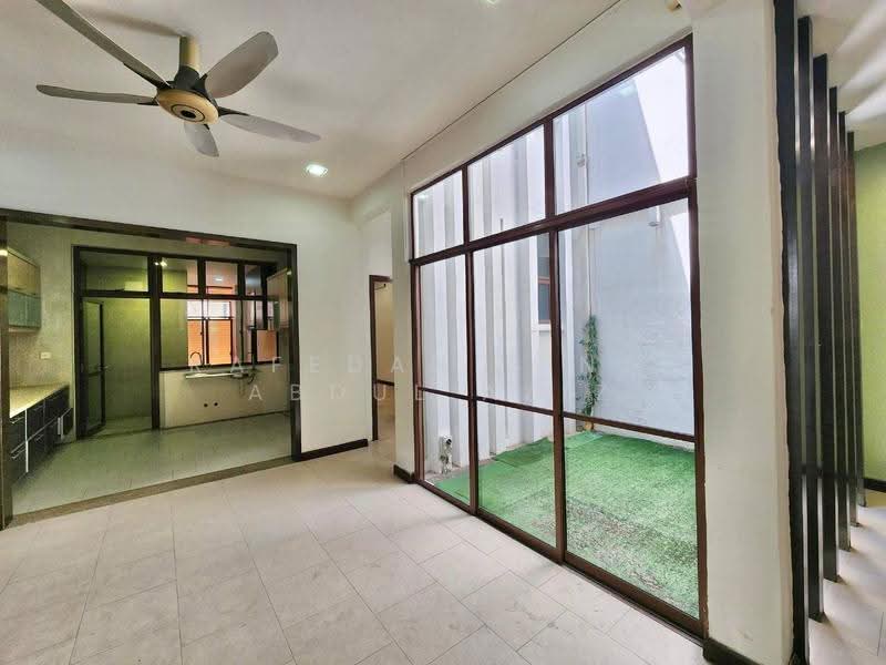 Rumah Teres 2-Tingkat untuk Dijual di Bukit Jelutong (Shah Alam) - Rafedah Binti Abdul Aziz - Interior - PropertyGuru.com.my