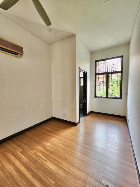 Rumah Teres 2-Tingkat untuk Dijual di Bukit Jelutong (Shah Alam) - Rafedah Binti Abdul Aziz - Interior - PropertyGuru.com.my