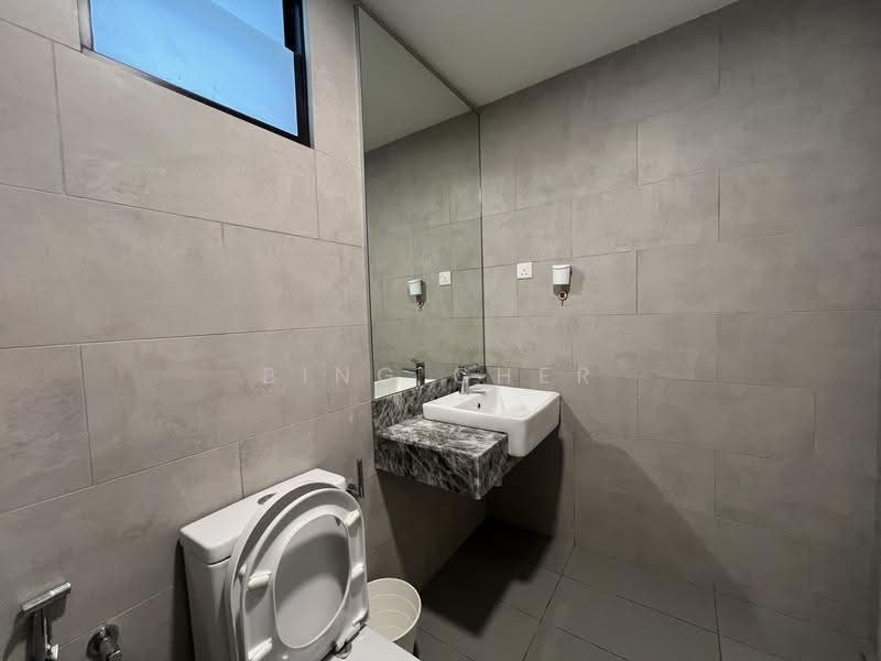 Condominium for Sale at South Brooks - Bing Cher - Bathroom - PropertyGuru.com.my