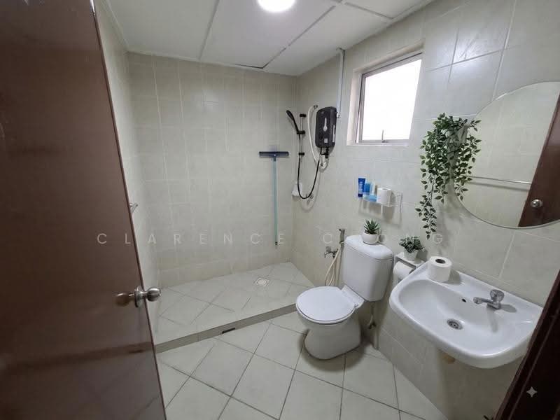 Kondominium untuk Disewa di Green Avenue Condominium - Clarence Chong - Bathroom - PropertyGuru.com.my