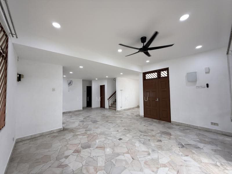 Bungalow House for Rent in Taman Suria (Johor Bahru) - Kimi Kiu - Living Room - PropertyGuru.com.my