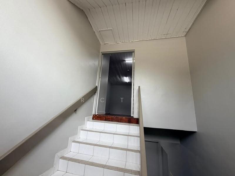 Bungalow House for Rent in KL City Centre (Kuala Lumpur) - Eric Teoh - Entrance - PropertyGuru.com.my