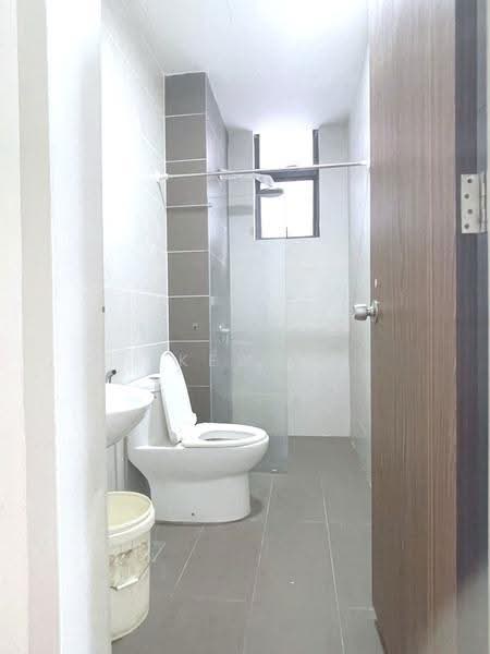 Service Residence for Sale at City of Green - Kew . - Bathroom - PropertyGuru.com.my