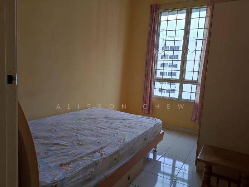 Kondominium untuk Disewa di Putra Place Condominium - Alisson Chew - Bedroom - PropertyGuru.com.my