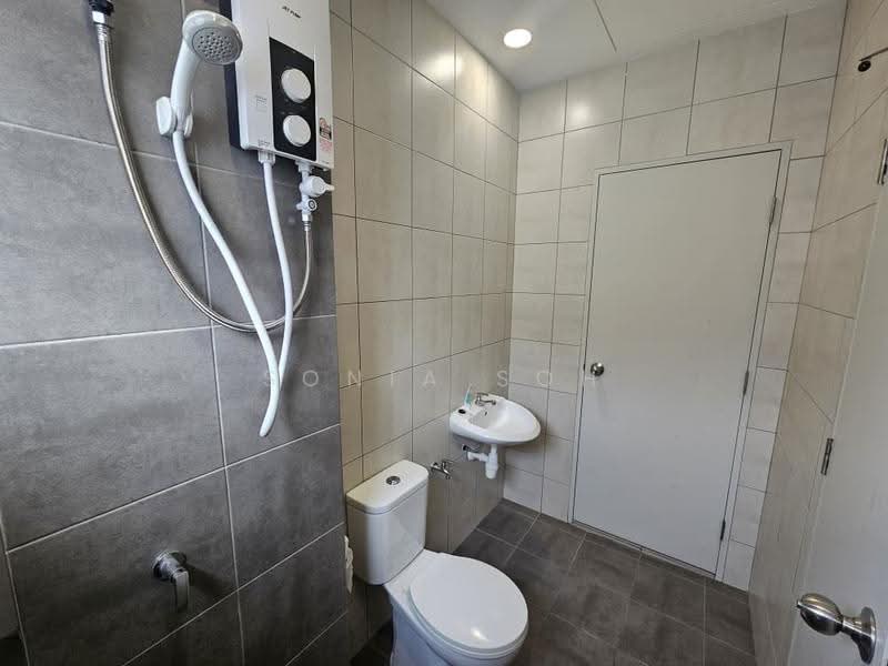 Rumah Teres 2-Tingkat untuk Dijual di Telok Panglima Garang (Selangor) - Sonia Soh - Bathroom - PropertyGuru.com.my