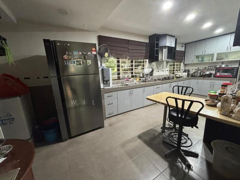 Rumah Teres 2-Tingkat untuk Disewa di Taman Tasik Puchong (Puchong) - Wilson Ng - Kitchen - PropertyGuru.com.my