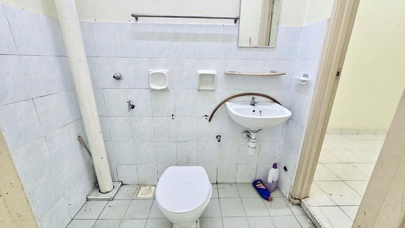 Rumah Teres 2-Tingkat untuk Dijual di Taman Sri Pulai Perdana (Skudai) - Janice . - Bathroom - PropertyGuru.com.my