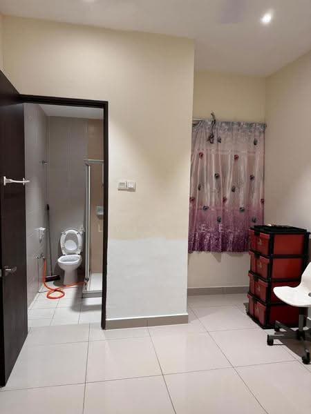 Rumah Teres 2.5-Tingkat untuk Disewa di Bandar Sungai Long (Selangor) - Alvin Lee - Bathroom - PropertyGuru.com.my