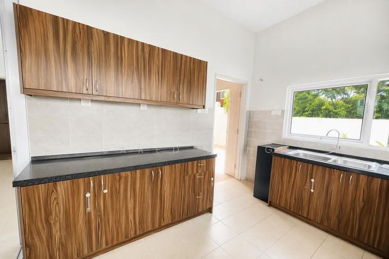 Semi-Detached House for Rent in Cyberjaya (Selangor) - Jared Wong - Kitchen - PropertyGuru.com.my