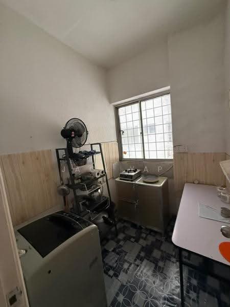 Kondominium untuk Disewa di Awana Puri - Jack Yap - Kitchen - PropertyGuru.com.my
