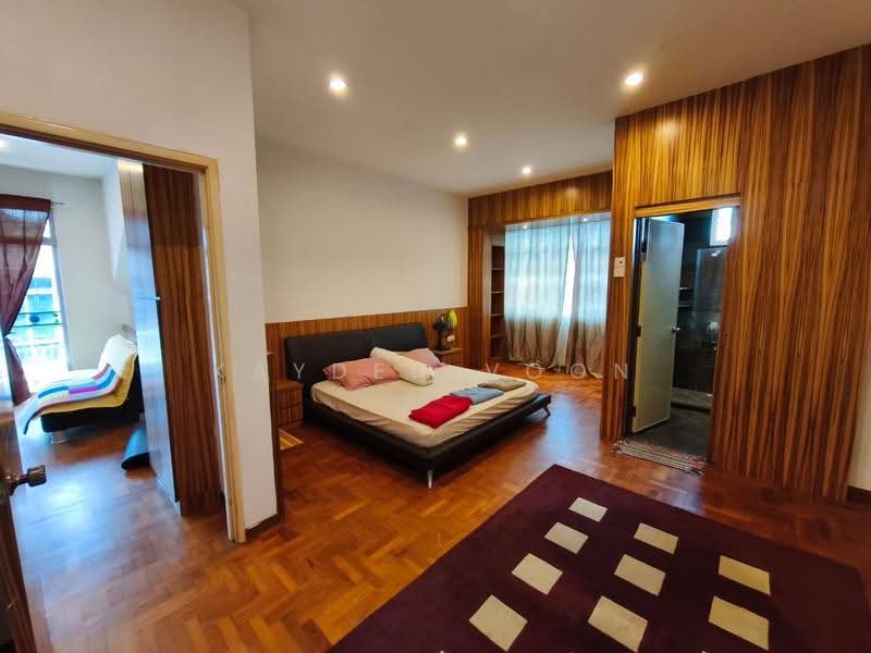 Semi-Detached House for Sale in Taman Pelangi (Johor Bahru) - Kayden Voon - Bedroom - PropertyGuru.com.my