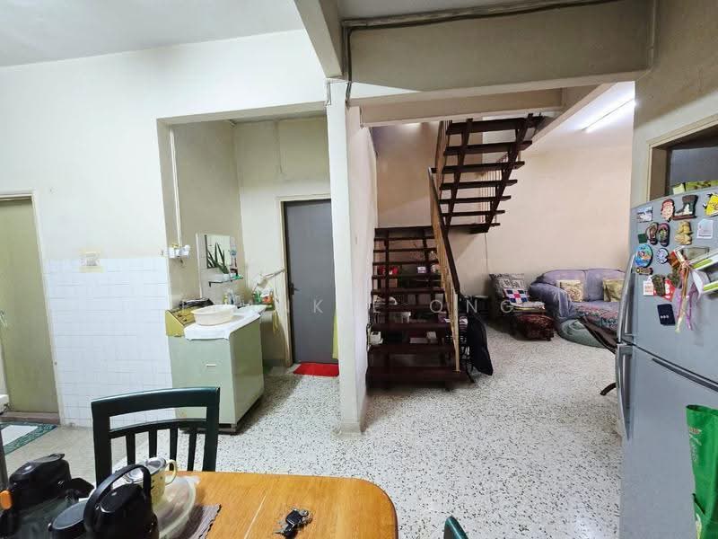 Rumah Teres 2-Tingkat untuk Dijual di Taman Midah (Cheras) - Frankie Ong - Living Room - PropertyGuru.com.my