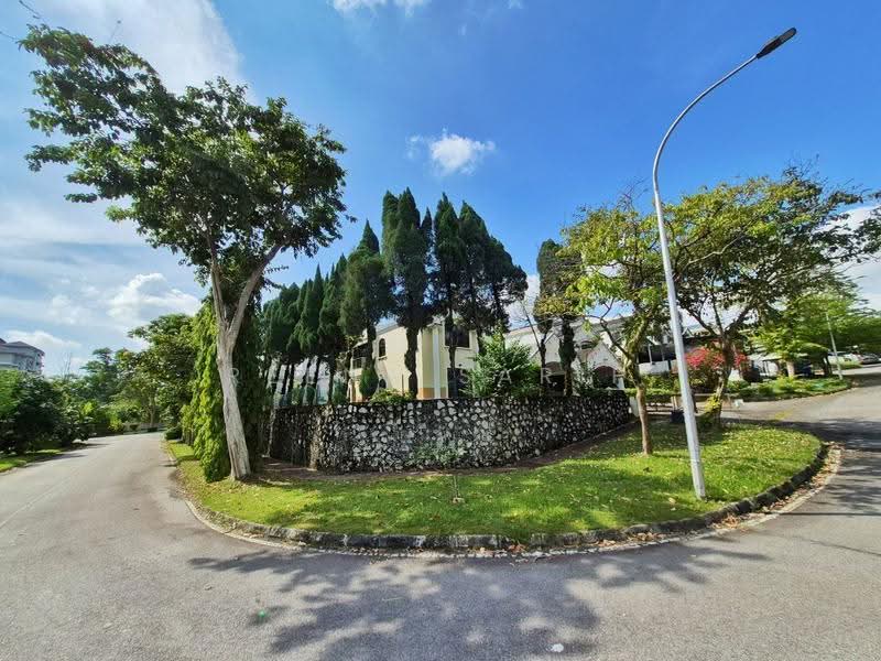 Semi-Detached House for Sale in Corner Lot Semi D 2 Storey KGSAAS Golf Club (Shah Alam) - Reena Sarif - Exterior - PropertyGuru.com.my
