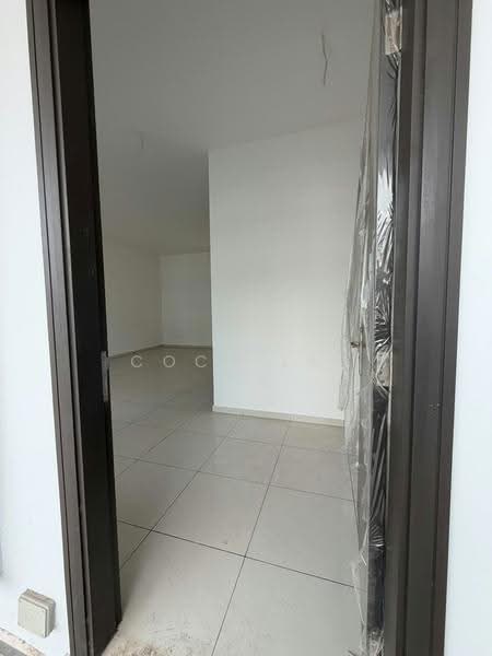Rumah Teres 2.5-Tingkat untuk Disewa di Johor Bahru (Johor) - Coco Lee - Entrance - PropertyGuru.com.my