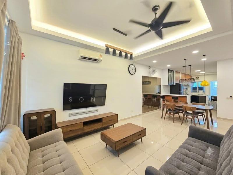 2-storey Terraced House for Sale in Bandar Rimbayu (Telok Panglima Garang) - Sonia Soh - Living Room - PropertyGuru.com.my