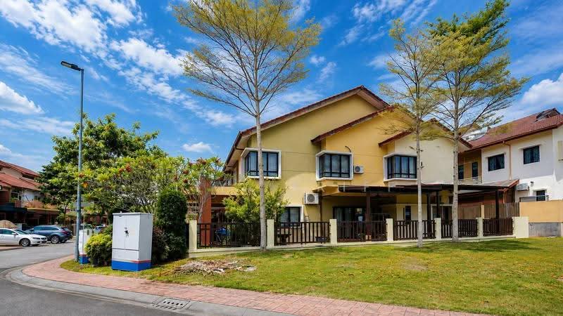 Rumah Teres 2-Tingkat untuk Dijual di Bukit Jelutong (Shah Alam) - BILYA ARIFF - Exterior - PropertyGuru.com.my