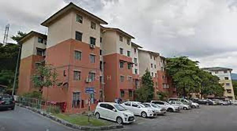 Rumah Flat untuk Dijual di Pangsapuri Sri Meranti - Rich Rao - Exterior - PropertyGuru.com.my
