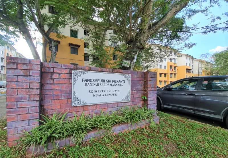 Rumah Flat untuk Dijual di Pangsapuri Sri Meranti - Rich Rao - Exterior - PropertyGuru.com.my