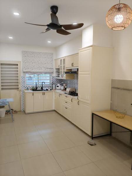 Rumah Teres 2-Tingkat untuk Disewa di Bandar Sri Sendayan (Negeri Sembilan) - Leo Goh - Kitchen - PropertyGuru.com.my