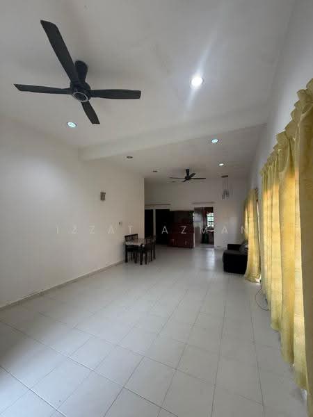 Semi-Detached House for Sale in Kuantan (Pahang) - Izzat Azman - Living Room - PropertyGuru.com.my