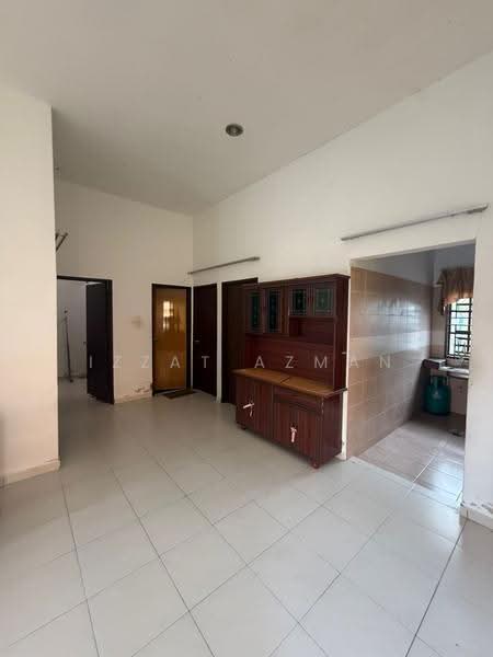 Semi-Detached House for Sale in Kuantan (Pahang) - Izzat Azman - Living Room - PropertyGuru.com.my