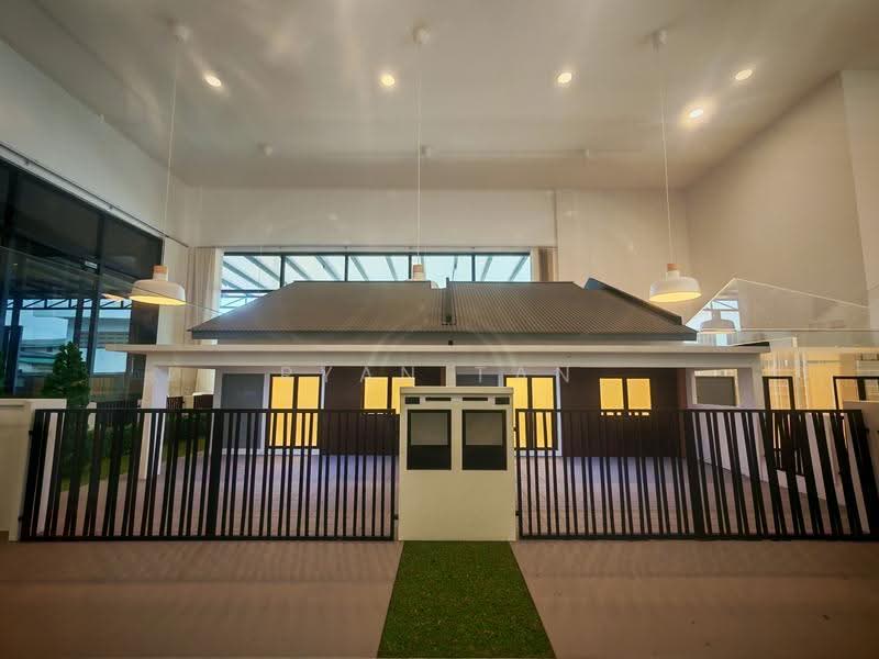 Rumah Teres 1-Tingkat untuk Dijual di Bandar Seri Alam (Masai) - Ryan Tan - Exterior - PropertyGuru.com.my