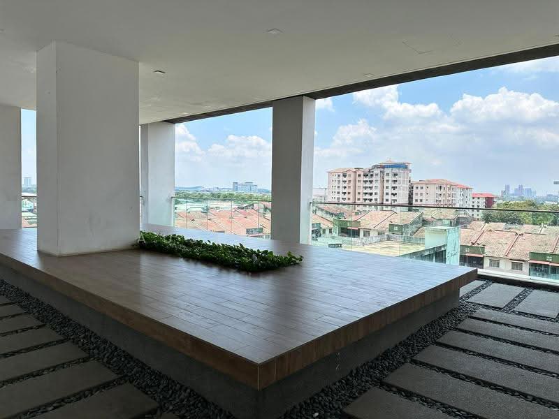 Kediaman Servis untuk Disewa di D'Aman Residences @ Puchong - Austin Wong - Balcony - PropertyGuru.com.my