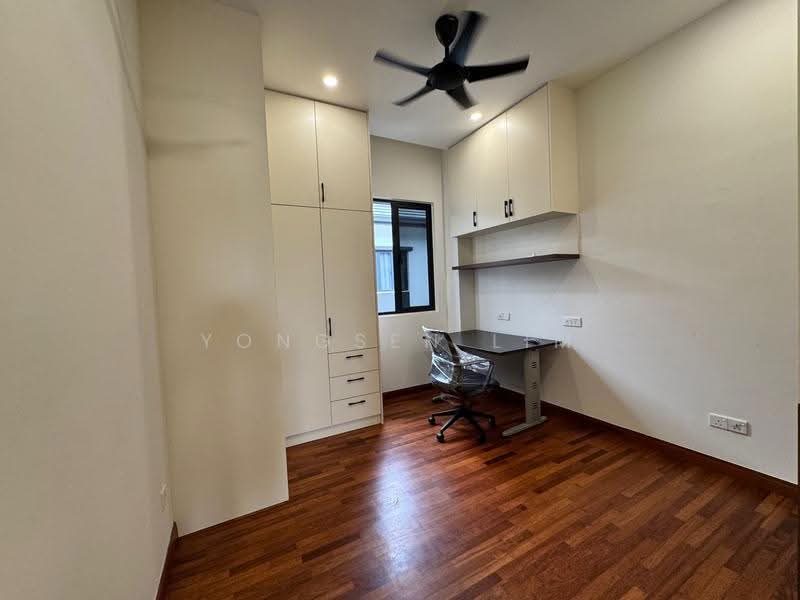 Rumah Berkembar untuk Dijual di Shah Alam (Selangor) - Yongsen Lim - Study - PropertyGuru.com.my