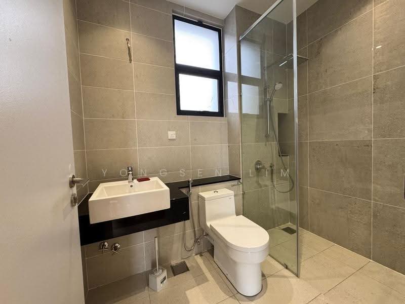 Rumah Berkembar untuk Dijual di Shah Alam (Selangor) - Yongsen Lim - Bathroom - PropertyGuru.com.my