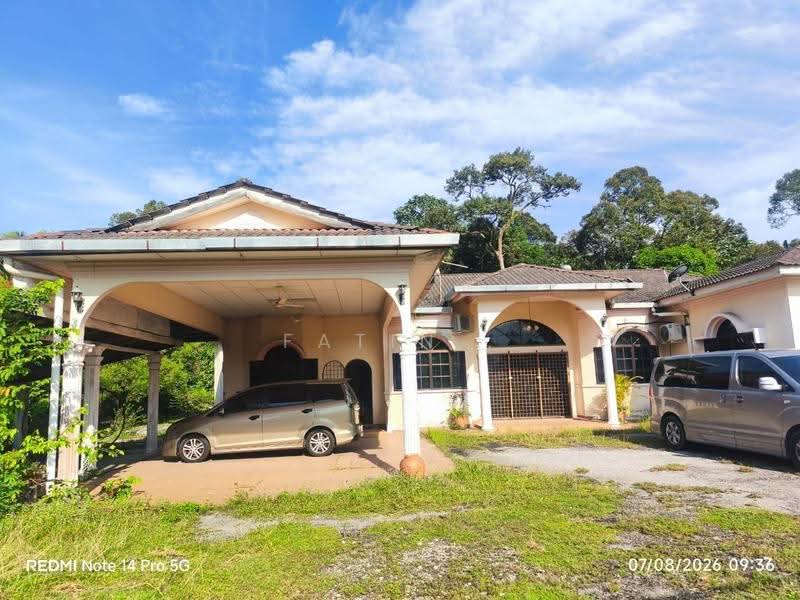 Bungalow House untuk Dijual di Taman Gopeng (Ipoh) - Fatin . - Exterior - PropertyGuru.com.my