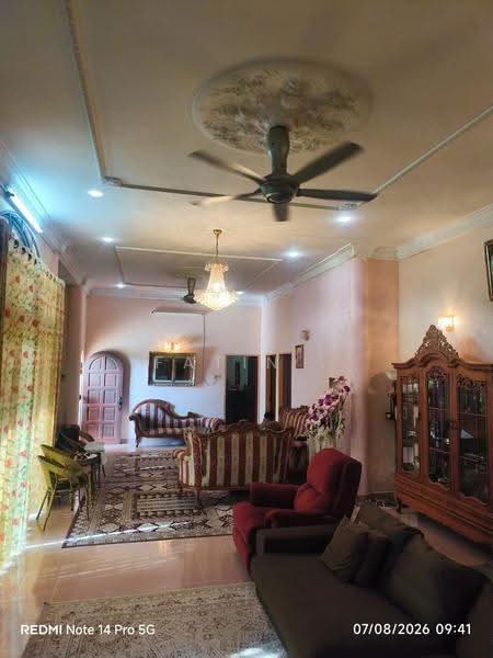 Bungalow House untuk Dijual di Taman Gopeng (Ipoh) - Fatin . - Living Room - PropertyGuru.com.my