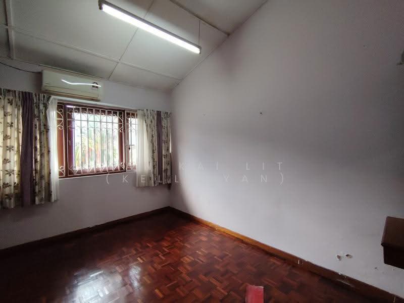 Rumah Teres 2-Tingkat untuk Disewa di Taman Melawati (Ulu Kelang) - Yan Kai Lit (Kelly Yan) - Bedroom - PropertyGuru.com.my