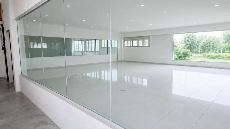 Detached Factory for Rent in Taman Perindustrian Taming Jaya (Balakong) - Adam Puah - Interior - PropertyGuru.com.my