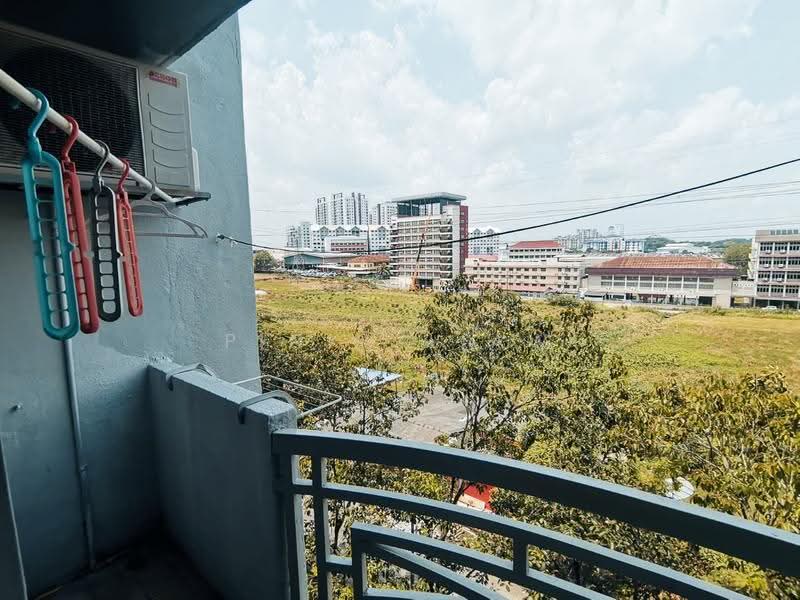 Pangsapuri untuk Dijual di Pelangi Court - Pinky Liaw - Balcony - PropertyGuru.com.my