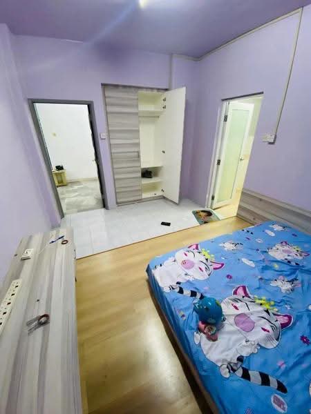 Pangsapuri untuk Dijual di Pelangi Court - Pinky Liaw - Bedroom - PropertyGuru.com.my