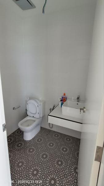 Bungalow House for Sale in Kuala Selangor (Selangor) - M.K. Lee - PropertyGuru.com.my