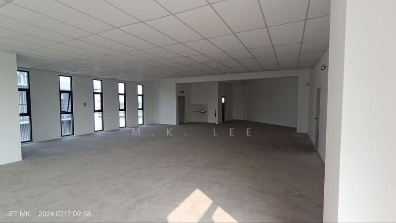 Commercial Bungalow for Sale in Taman Sungai Kapar Indah (Kapar) - M.K. Lee - PropertyGuru.com.my