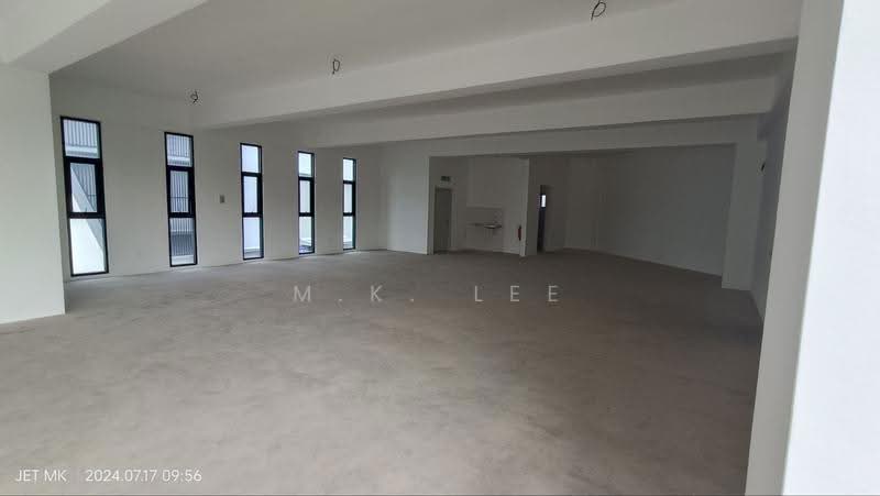 Commercial Bungalow for Sale in Taman Sungai Kapar Indah (Kapar) - M.K. Lee - PropertyGuru.com.my