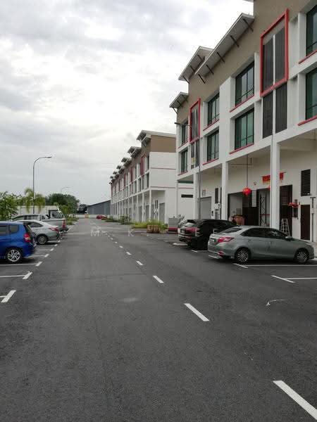 Factory for Sale in Kampung Sungai Pinang (Kapar) - M.K. Lee - PropertyGuru.com.my
