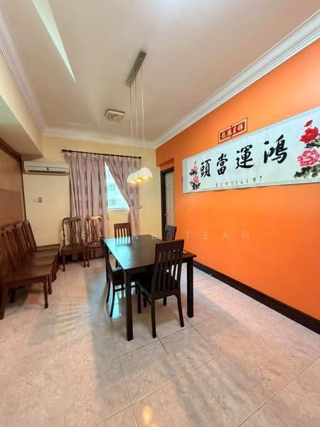 Kondominium untuk Dijual di Radiant Tower B - Celine Teah - Dining Room - PropertyGuru.com.my
