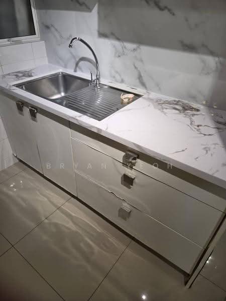 Kondominium untuk Disewa di The Zest @ Kinrara 9 - Bryan Yeoh - Kitchen - PropertyGuru.com.my
