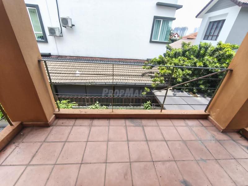 Bungalow House untuk Dijual di Bungalow 3 Storey Taman Yarl OUG (Kuala Lumpur) - Reena Sarif - Balcony - PropertyGuru.com.my