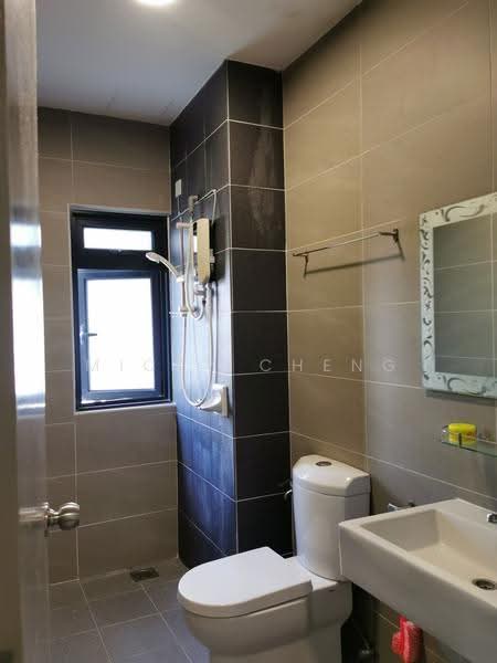 Kediaman Servis untuk Disewa di HYVE - Micky Cheng - Bathroom - PropertyGuru.com.my