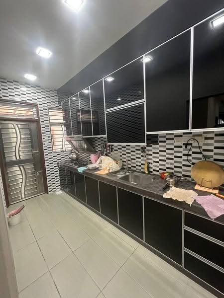 Semi-Detached House for Sale in Skudai (Johor) - Phoebe Foo - Kitchen - PropertyGuru.com.my